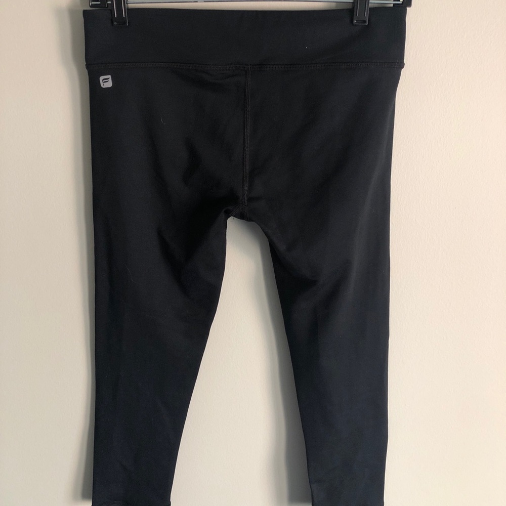 Cropped Fabletics Active Leggings Size Small